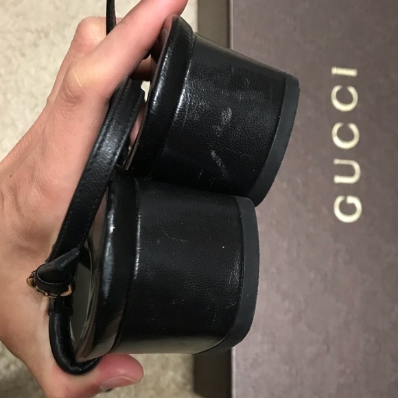 ❌SOLD❌💯 Authentic GUCCI strappy sandals in black - Picture 4 of 7